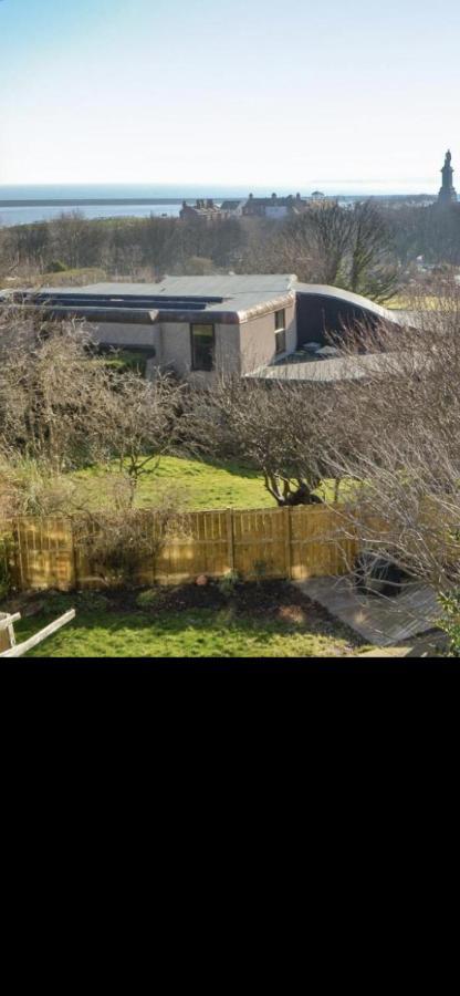 Village View Apartments Tynemouth Exterior foto